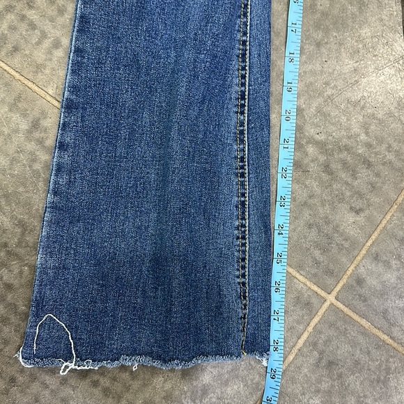 Indigo Rein Distressed Flare Jeans 3, 25 - Picture 3 of 7